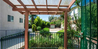 1639 Redcliff Gallery 21
