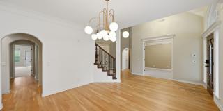 Spacious 4BR 4BA House in Tulsa Gallery 6