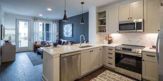 The Sully Gallery 25