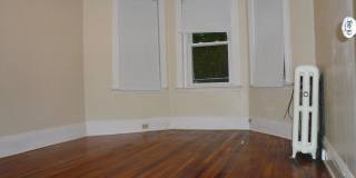 Packards Corner 3 bed split Heat Hw Inc NO FEE Students ok Gallery 1