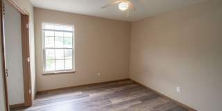 Large 4 bedroom Duplex Gallery 19