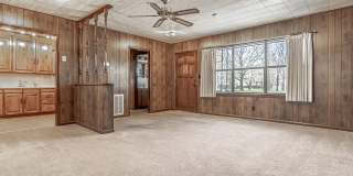 Classic Home in Rogers! Gallery 6