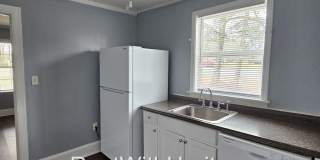 GORGEOUS HISTORICAL APARTMENT HOME / TOTALLY UPGRADED INTERIOR / CLOSE TO EVERYTHING! Gallery 16