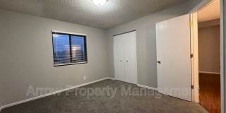 3405 Holdrege Street Gallery 10