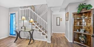 3345 E Lloyd St Gallery 11