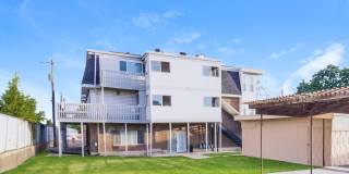 Cozy 2 Bed, 1 Bath and Pet-Friendly Home with Central Air & Modern LVP Flooring! Available NOW! Gallery 1
