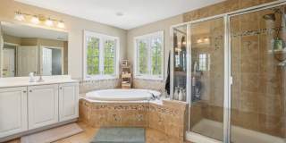 Elegant Home on Premium Lot in Piedmont South Stunning 4-bed, 4.5-bath home with 4,300+ sq. ft. Gallery 19