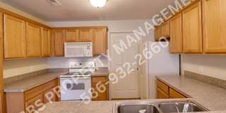 JUST REDUCED!!!   2 Bedroom 2 Bathroom Condo Gallery 8