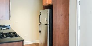 3808 North SHEFFIELD Ave. Apt. Gallery 22