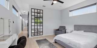 2107 Schley Avenue Gallery 8