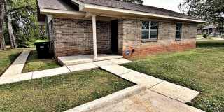 HOUSE FOR RENT - DECATUR NE Gallery 1