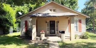 Cozy 2-Bedroom Rental in Memphis Gallery 1