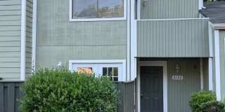 3 BR Townhouse AVAILABLE NOW! 3 BR Townhouse AVAILABLE NOW! Gallery 1