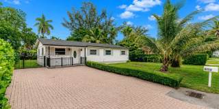 6255 SW 62nd Ct Gallery 1