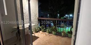 9421 Fontainebleau Blvd Gallery 21