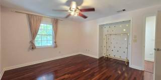 300 CYPRESS CREEK CIRCLE Gallery 18
