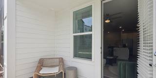 Maggie Flats Gallery 70