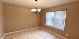 Spacious 4 Bed 3 Bath Home w FULLY FENCED YARD for Rent! Gallery 11