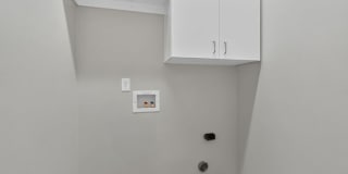 15552 Smithfield Drive Gallery 16
