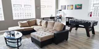 2000 South Wabash Ave. Gallery 10