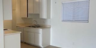 220 Bay St. Gallery 11
