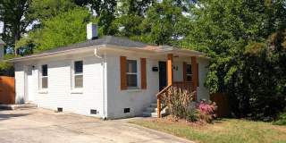 Minutes from Uptown!  100% Renovated! Gallery 4