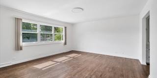 412 LAVERGNE Avenue Gallery 17