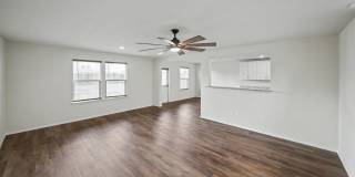 Open-Concept 3BR + Game Room Near Fort Sam & Randolph - Realtor Commission: $500 Gallery 10