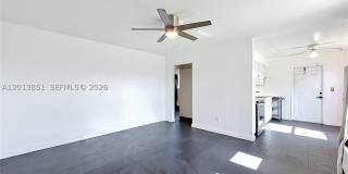 391 NE 42nd Ct Gallery 4
