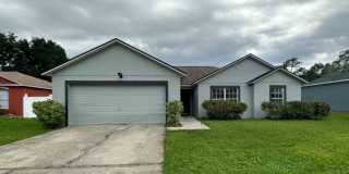 Cozy & Updated 4-Bedroom Home with Internet Included in Poinciana! Cozy & Updated 4-Bedroom Home with Internet Included in Poinciana! Gallery 1