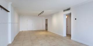 90 Edgewater Dr Gallery 6