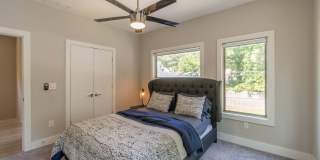 406 East Side Ave SE - Full HouseMain Gallery 55