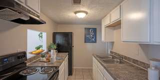 Grand Oaks Apartment Gallery 14