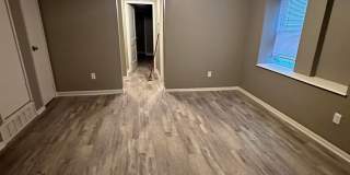 Benton Blvd 2-Bed Gallery 5