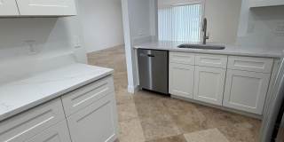 9209 Southampton Place Gallery 9