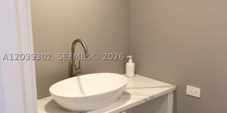 10180 W Bay Harbor Dr Gallery 18