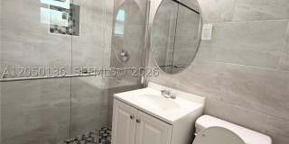 1632 NE 4th Pl Gallery 8
