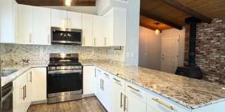 Private Renovated Home in Westside Redding Gallery 11
