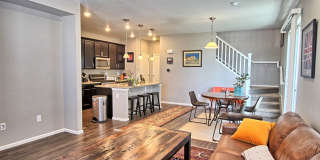 3 bed 2.5 bath Castle Rock Townhome in the Meadows Gallery 3