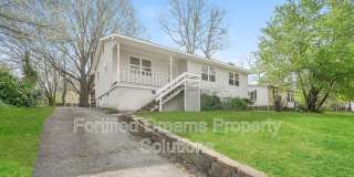 818 Waugh St 818 Waugh St Gallery 1