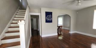1612 West 48th Street Gallery 10