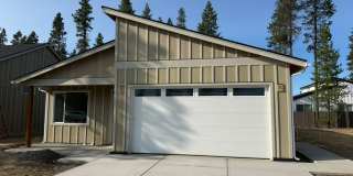 COMING FIRST OF NOVEMBER! | Beautiful New Construction 3-Bedroom Home in La Pine Gallery 1