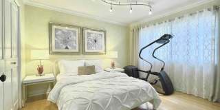 1121 21st St Gallery 9