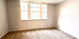 1601 South Linwood Avenue Gallery 3
