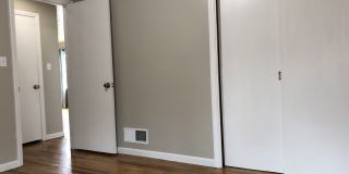 903 Kingsley Ave Gallery 13