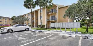 300 W Palm Cir W Gallery 1