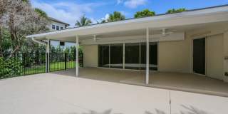 ** LUXURY PARK SHORE STUNNING FULLY REMODELED MODERN UNFURNISHED 3/2 PRIVATE LARGE PATIO HOME WITH PRIVATE PARK SHORE BEACH ACCESS ** NO HOA ** MOVE IN TODAY ** Gallery 27