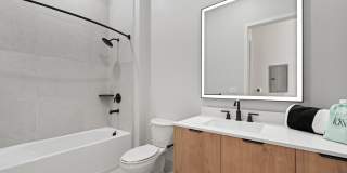 Leksa at Cityplace Gallery 133