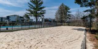 Hampton Creek Apartments Gallery 38
