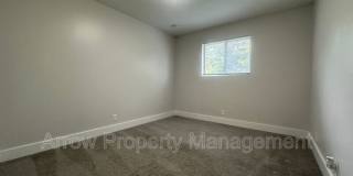 2325 S Street Gallery 5